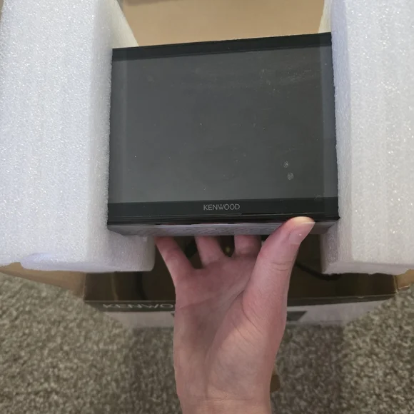 Kenwood Car Stereo - Picture 2 of 3